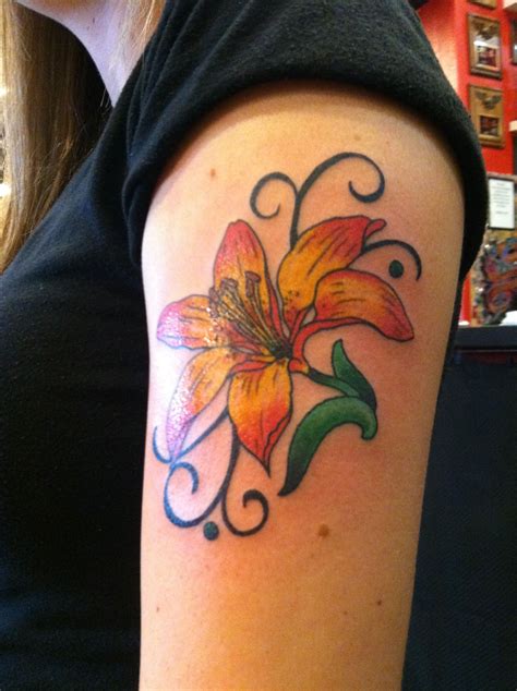 Pin by Kayla Sadler on Style Lily tattoo, Tiger lily