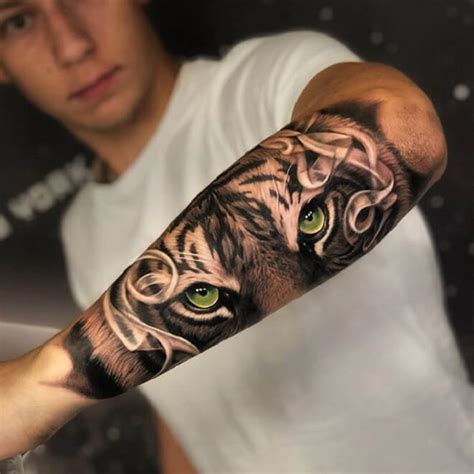 Forearm Tiger tattoo Chronic Ink