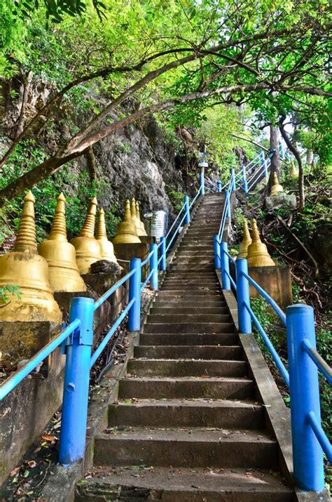 The challenging steps of Tiger Cave Temple
