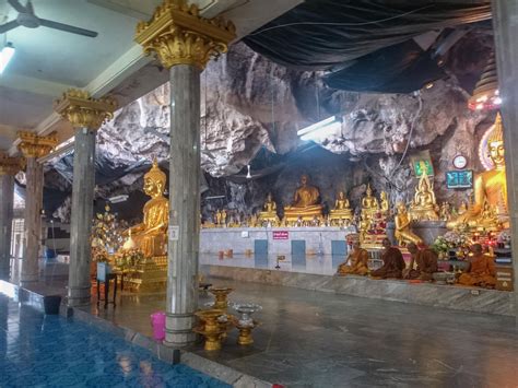 Tiger Cave Temple without crowds