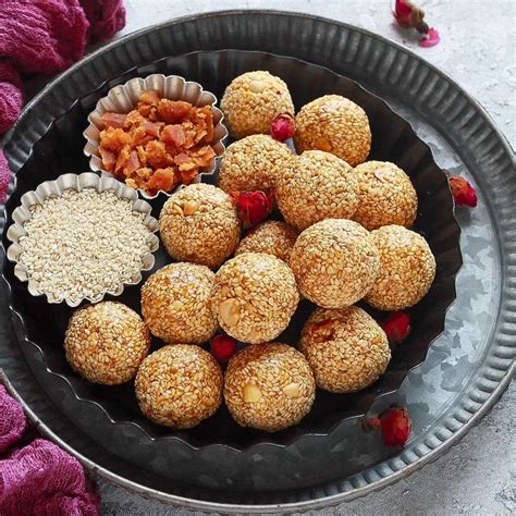 Til Laddu