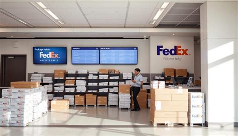 Time-Saving Shipping Find the Nearest FedEx Drop-Off Point in Seconds