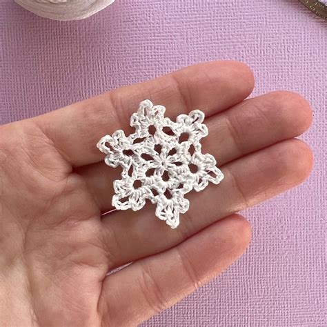 Tiny Snowflake Crochet Pattern