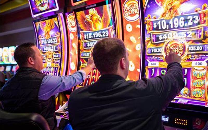 Tips For Winning At Slot Machines