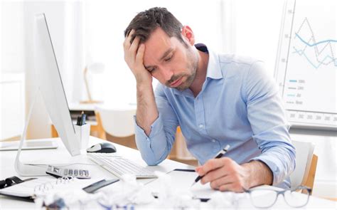 Tips Mengatasi Rasa Bosan dan Kelelahan di Tempat Kerja