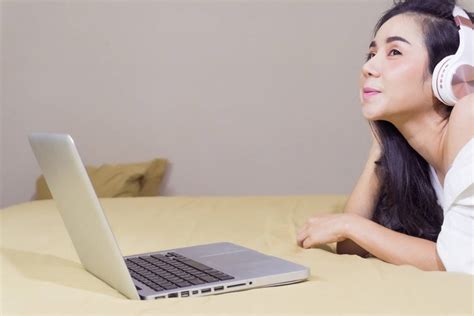 Tips Memilih Laptop Untuk Bisnis Online