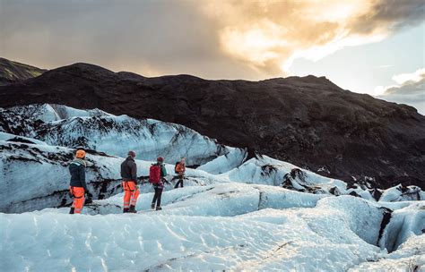 Tips Solheimajokull glacier hike