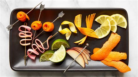 Tips for Crafting the Best Garnish