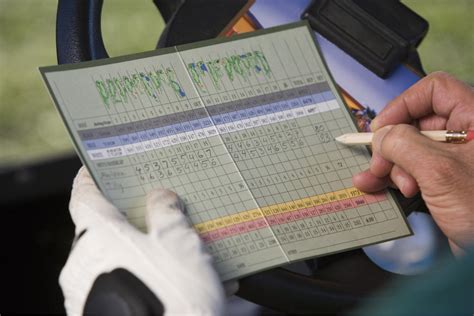 Tips for Keeping Score on the Golf Course