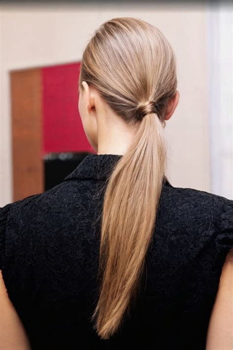 Tips for Perfecting Your Low Ponytail