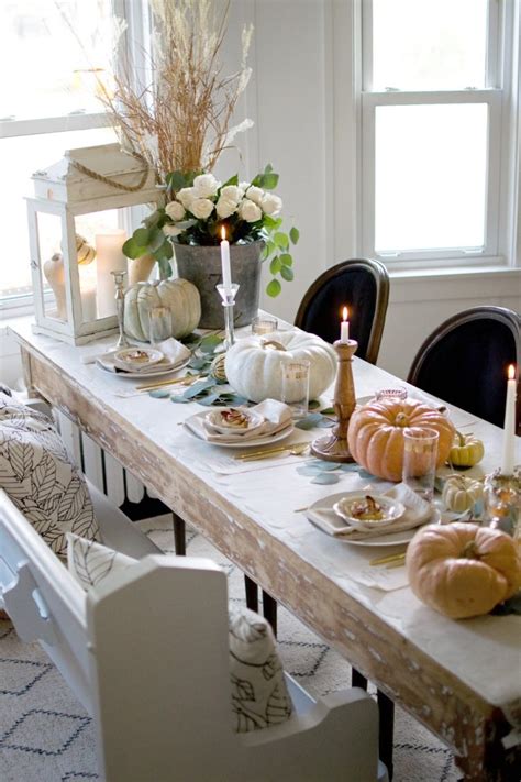 Tips for a Beautiful Thanksgiving Table with Plastic Plates