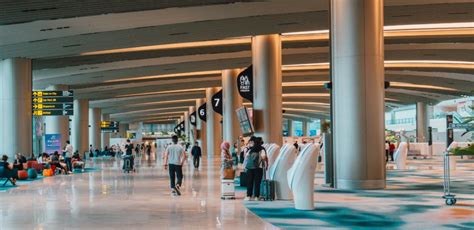 Tips for a Smooth Transit at Airports