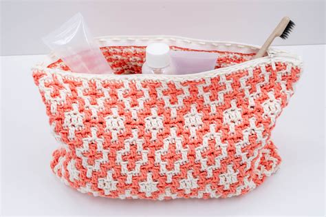 Tips for a Successful Crochet Toiletry Bag