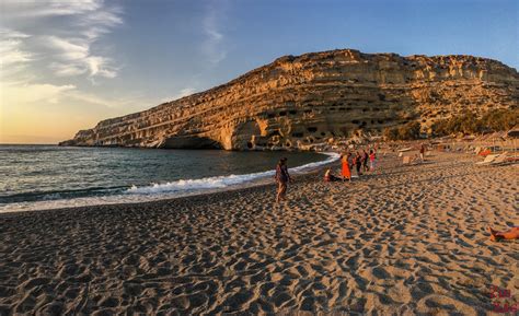Tips for visiting Matala beach