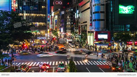 Tokyo Night Walk Review: Shibuya and Shinjuku Tour