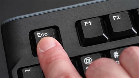 Tombol Esc Digunakan Untuk