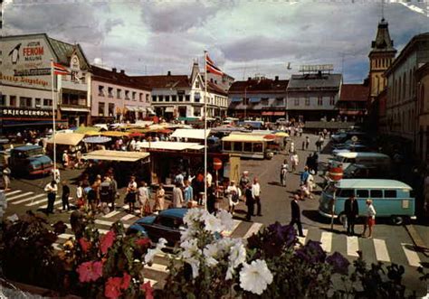 Tonsberg Town Square