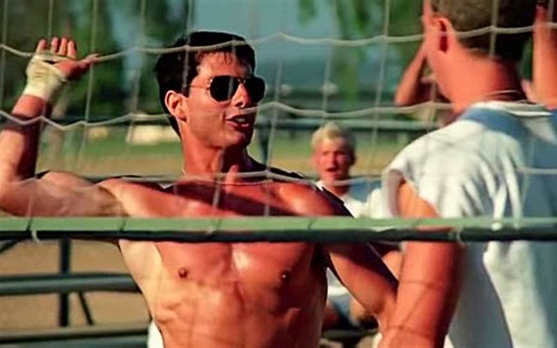 Top Gun Volleyball Scene Wallpaper