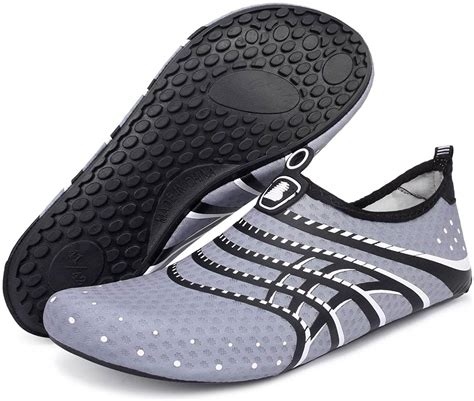 15 Best Water Shoes in 2022 [Review & Guide] ShoeAdviser
