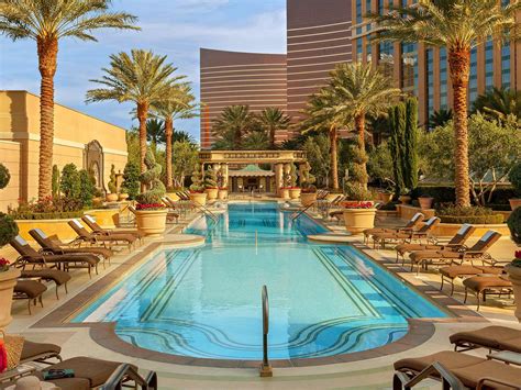 Top 10 Las Vegas Hotels For Vegas Regulars
