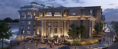 Hotel near Niagara Falls in Toronto