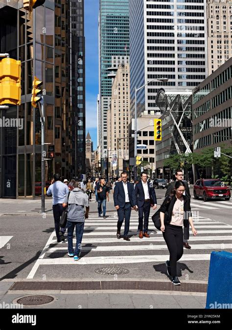 Toronto PATH pedestrians