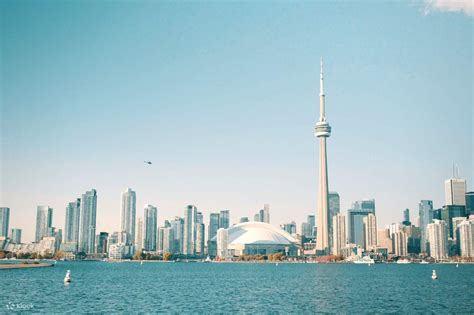 Toronto walking tour