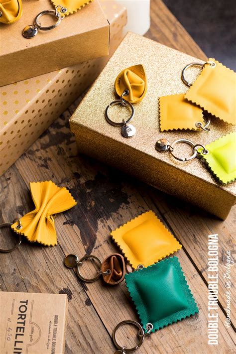 Tortellino Keychain Kit Contents