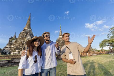 Tour Guide Explaining Ayutthaya