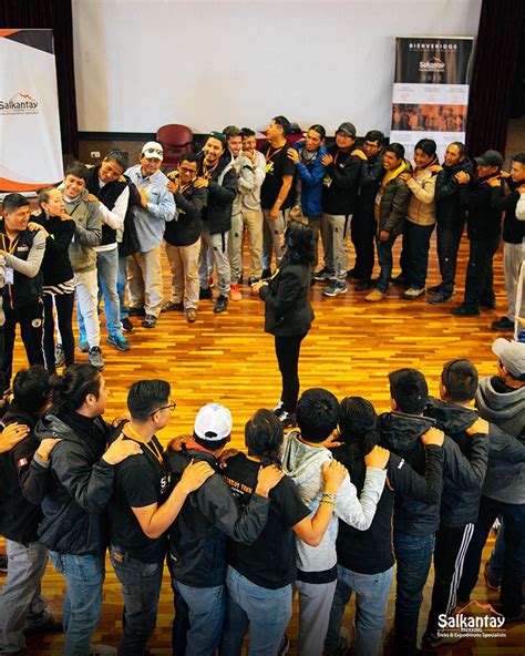 Tour Guides Group Dynamics