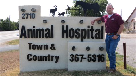 Top-Quality Pet Healthcare Services at Town and Country Animal Hospital in Kerrville, TX - Book Your Appointment Now!