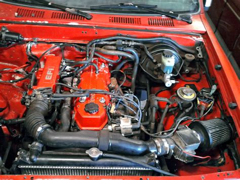 Toyota 22R engine bay
