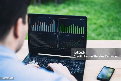 Trading Cryptocurrencies on a Laptop