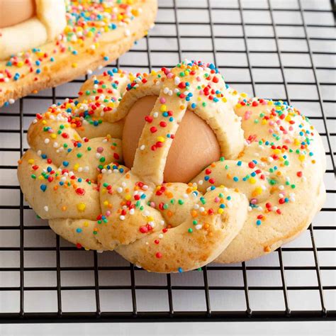 Traditional Italian Easter Cookies