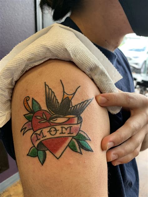 Do You Know the History of 'Mom' Tattoos? Tattoo Ideas