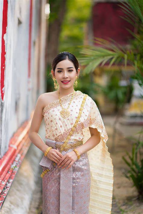 Traditional Thai Costumes
