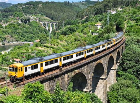 Train in Douro Valley