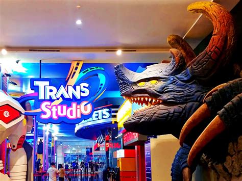 Trans Studio Cibubur sebagai taman bermain indoor anak dengan wahana seru dan edukatif yang aman di segala cuaca