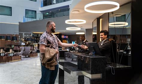 Transfer Airport Lodging: Is It a Travel Saver?