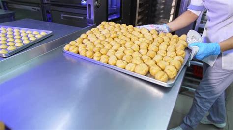 Transferring to Trays