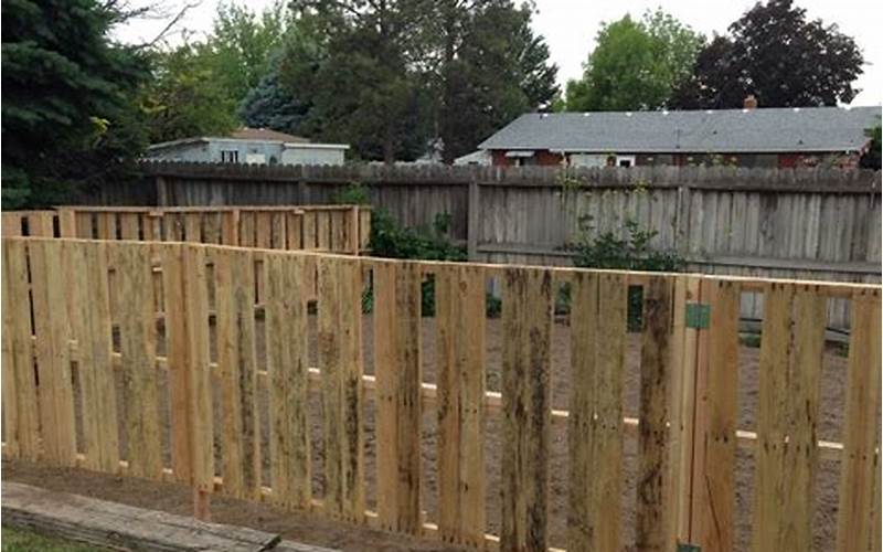 Transform Your Backyard With A Pallet Privacy Fence