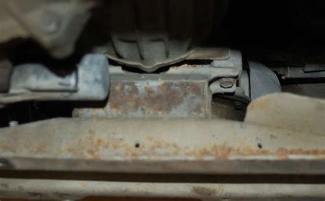 Transmission mount issues