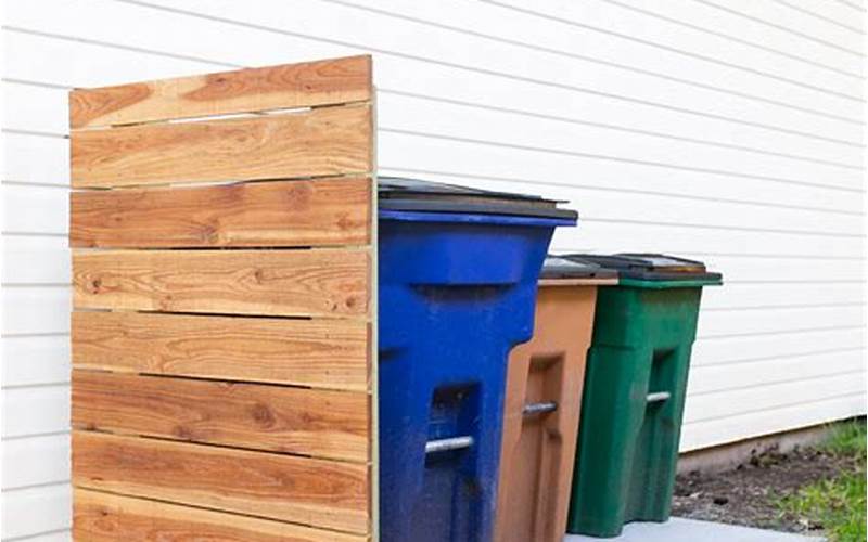 Trash Can Privacy Fence: Keep Your Home Free From Public View