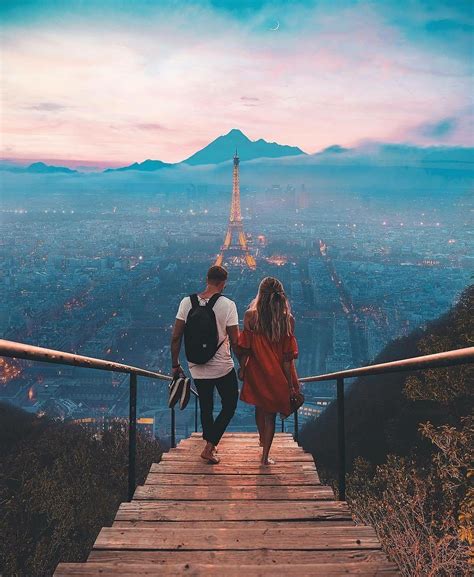 Travel Couple