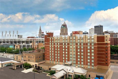 Explore the Best of Columbus with Travel Inn Cleveland Ave - Your Ultimate Staycation Destination!