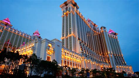 Travel Stories President Hotel Macau surrounding shops