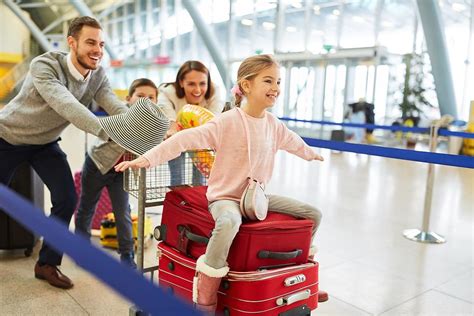 our tips and tricks for traveling with children! (Love Taza Travel