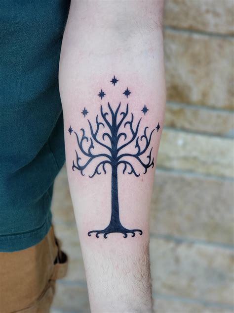 White Tree of Gondor credit to Anthony at Yankee Tattoo in