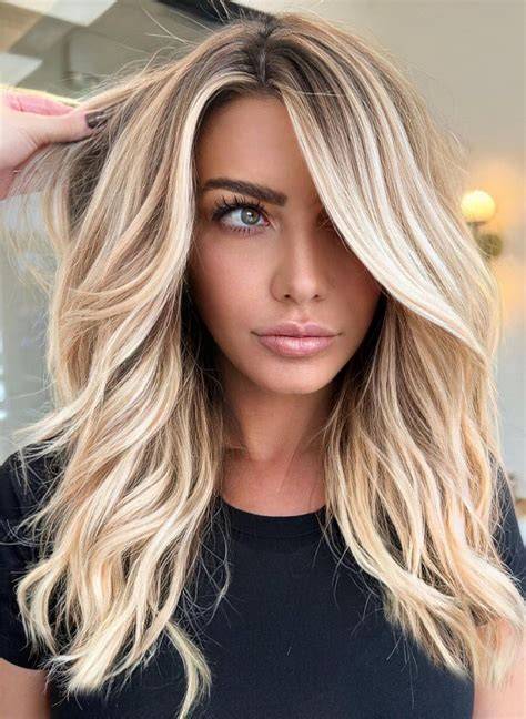 Trending Blonde Highlights Styles