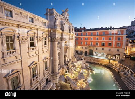 Trevi Fountain dawn